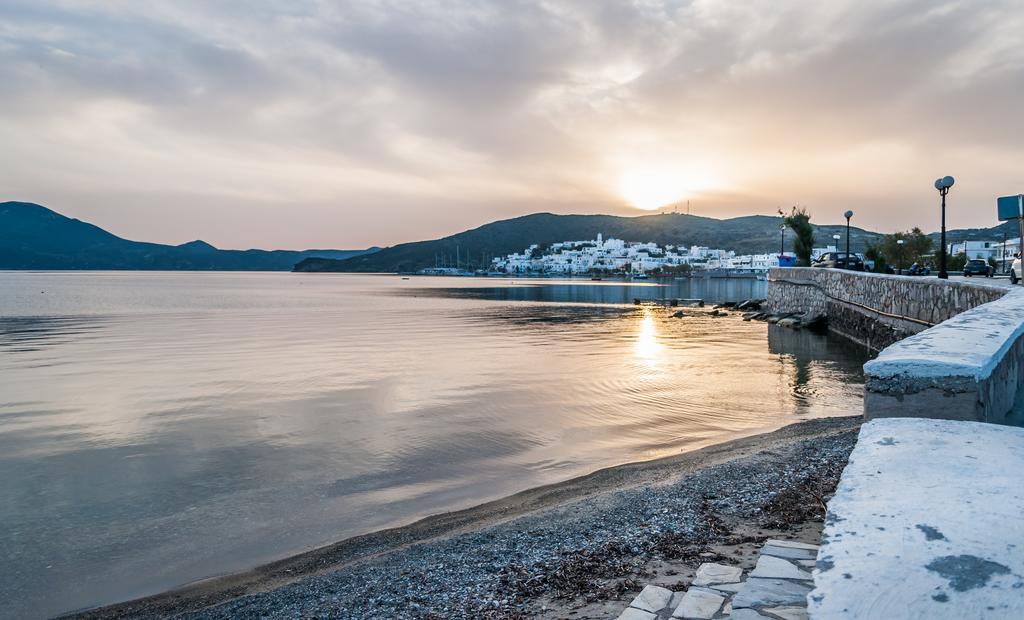 Seaside Apartments Адамас Екстер'єр фото