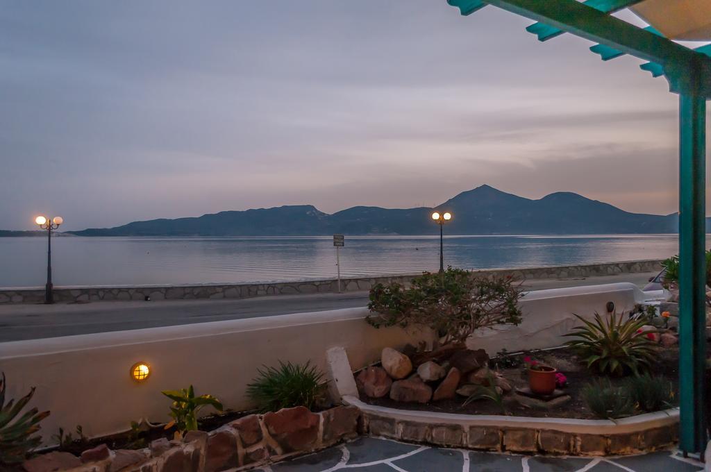 Seaside Apartments Адамас Екстер'єр фото