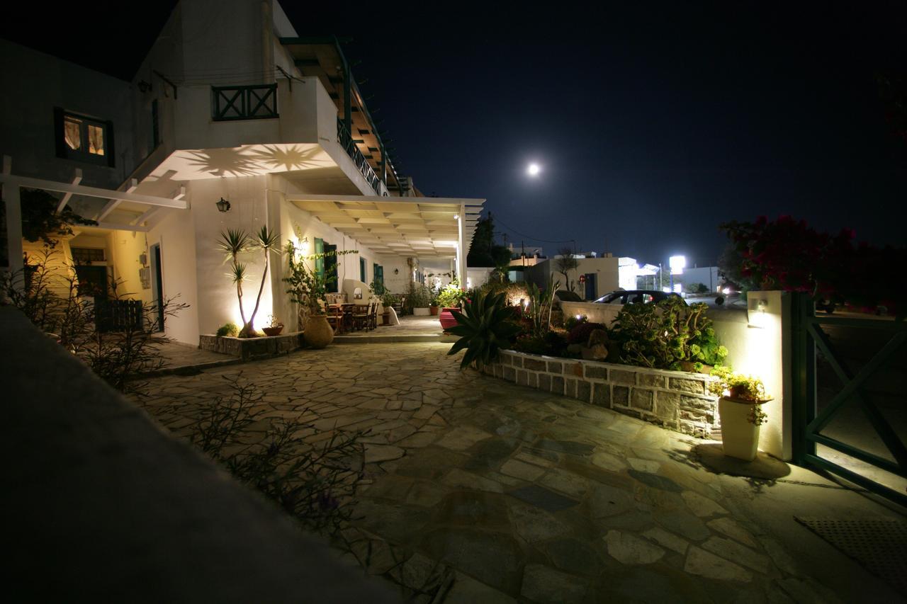 Seaside Apartments Адамас Екстер'єр фото